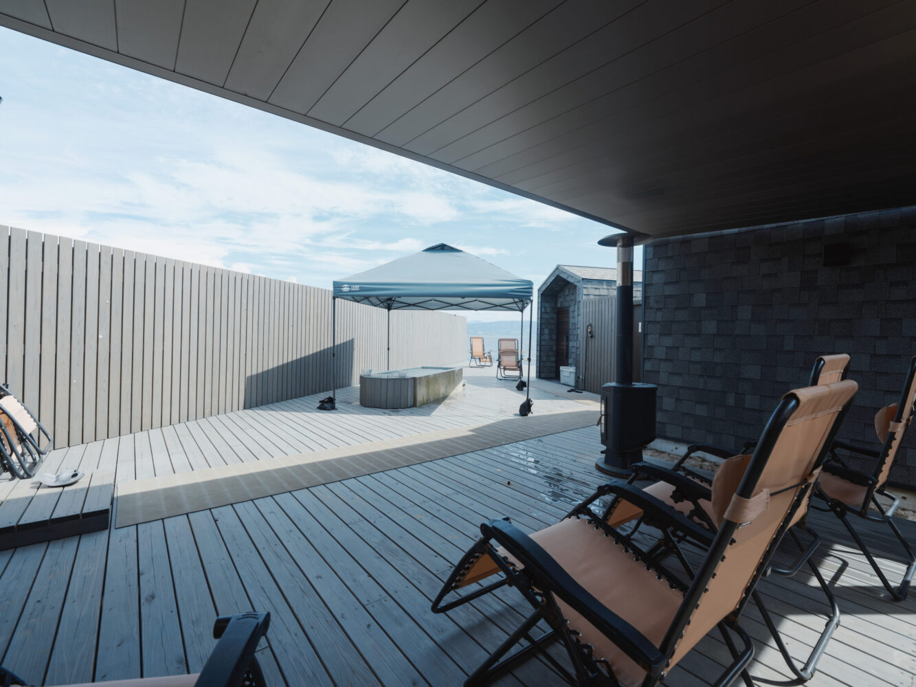 サウナ施設の外観または別角度